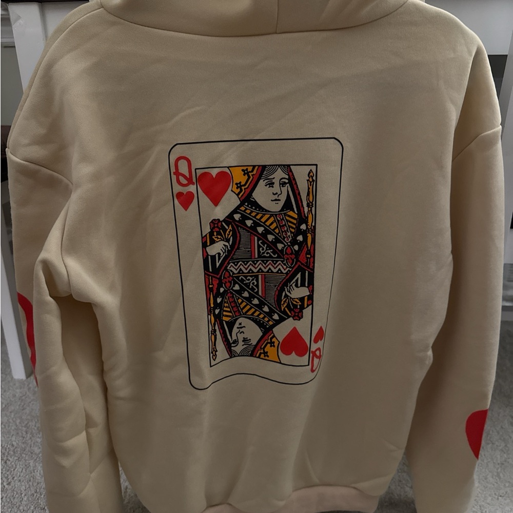 Queen of Hearts Hoodie M/L